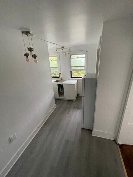 Building Photo - 64 Grand Ave