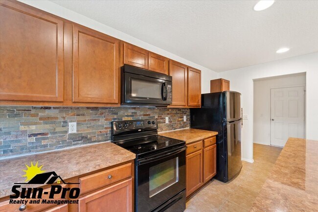 Building Photo - 313 Bayberry Lakes Blvd