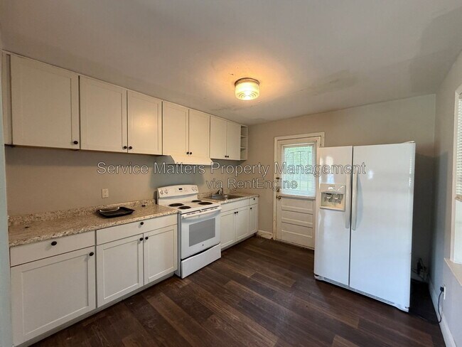 Building Photo - 3213 N Guillemard St