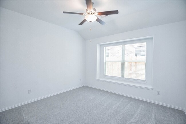 Building Photo - 8726 Fairbrook Dr