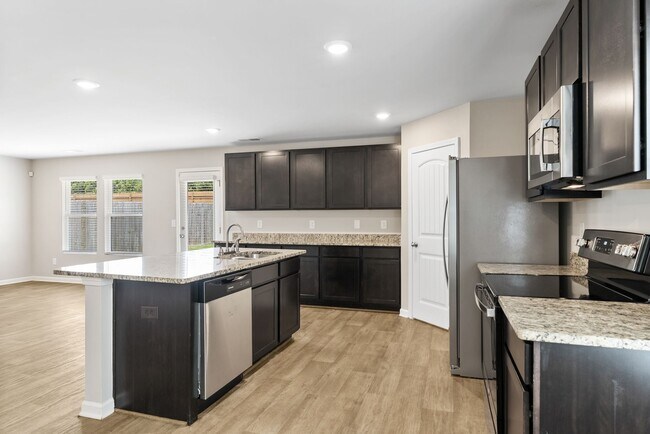 Building Photo - Southgrove