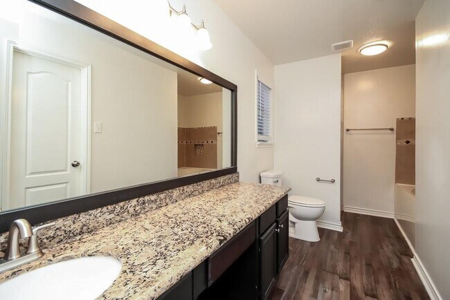 Building Photo - 6615 Lower Arrow Dr