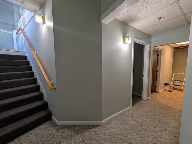 Building Photo - 116 High St