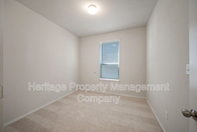 Building Photo - 7327 Tradinghouse Ln