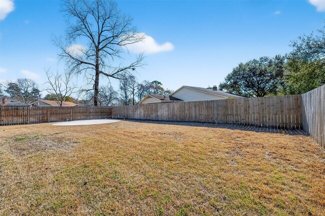 Building Photo - 17634 Huntersglen Cir