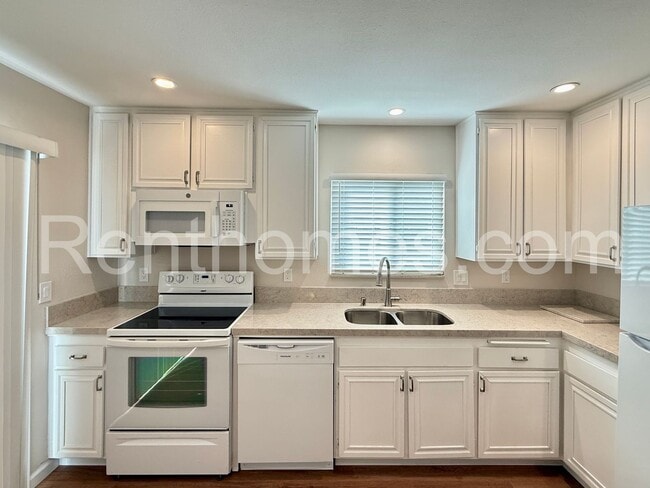 Building Photo - 13438 Orange Blossom Ln