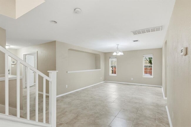 Building Photo - 509 Castebar Dr