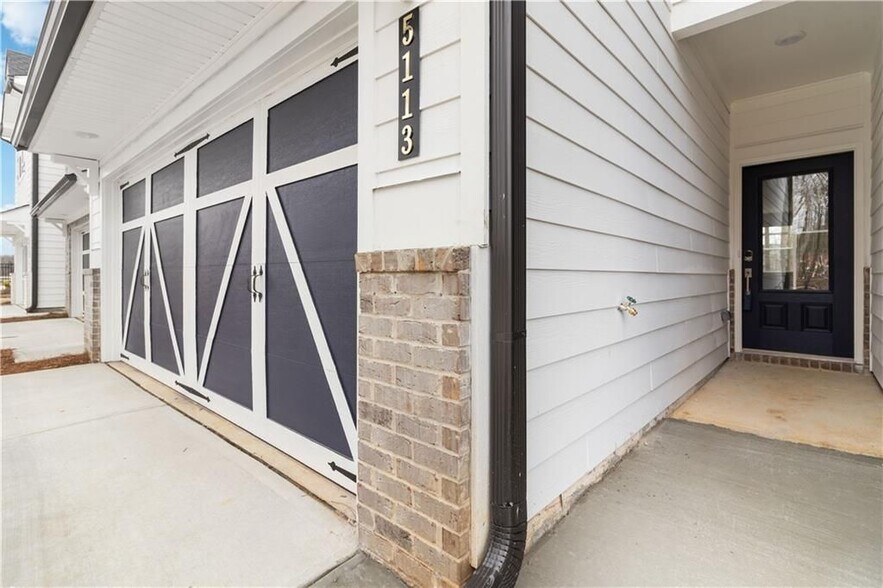 Building Photo - 5113 Sidney Sq Dr