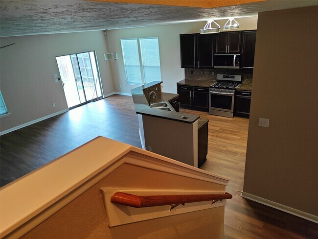 Building Photo - 7915 Moss Springs Ct