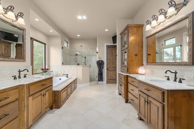 Building Photo - 9104 Atwater Cove