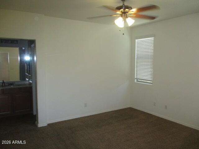 Building Photo - 2950 E Glenhaven Dr