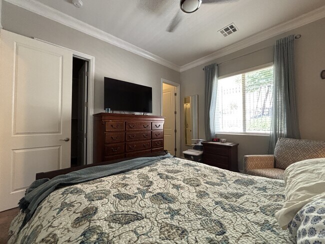 Building Photo - 81 Navarra Canyon Ct