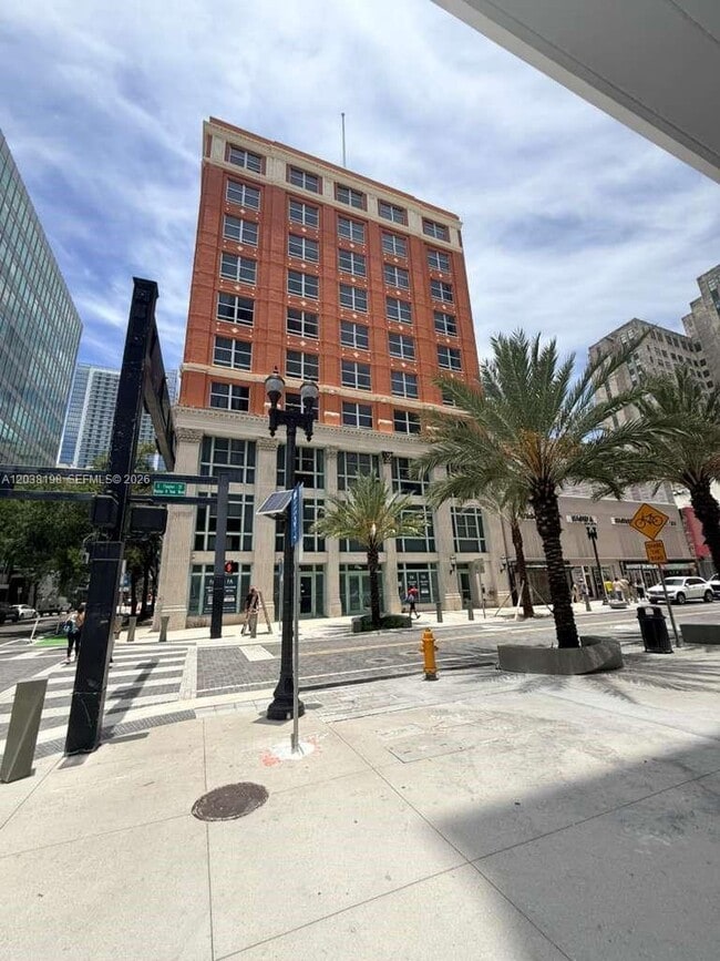Building Photo - 111 E Flagler St