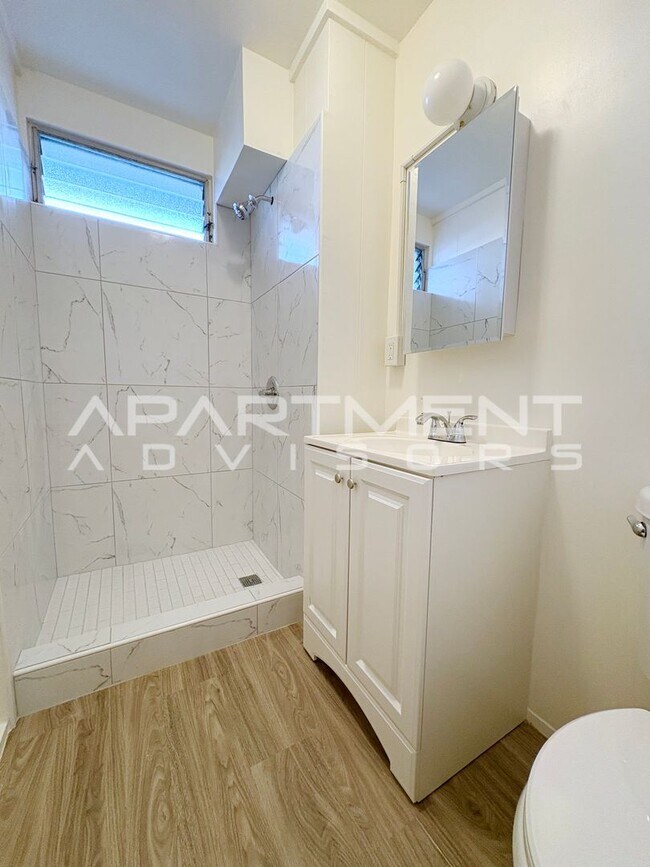 Building Photo - 2633 Nakookoo St