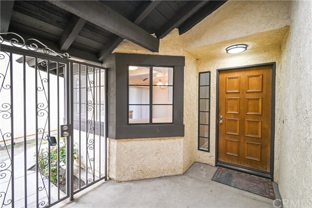 Building Photo - 1131 N Outrigger Way