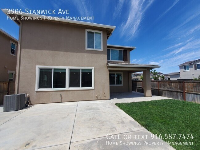 Building Photo - 3906 Stanwick Ave