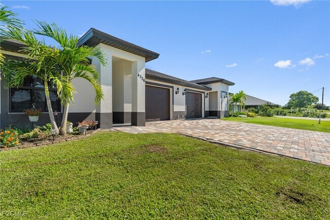 Building Photo - 4524 20th St SW