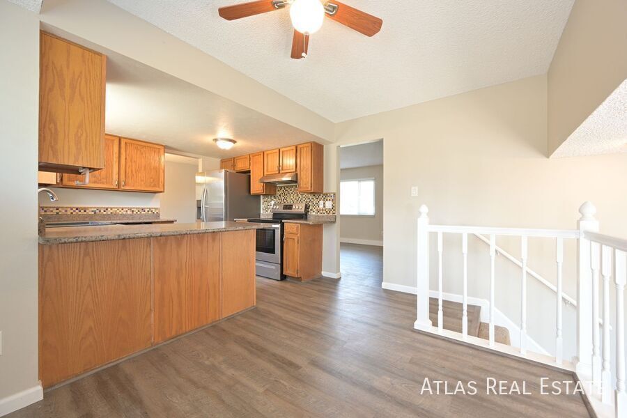 Building Photo - 13144 Hadar Dr