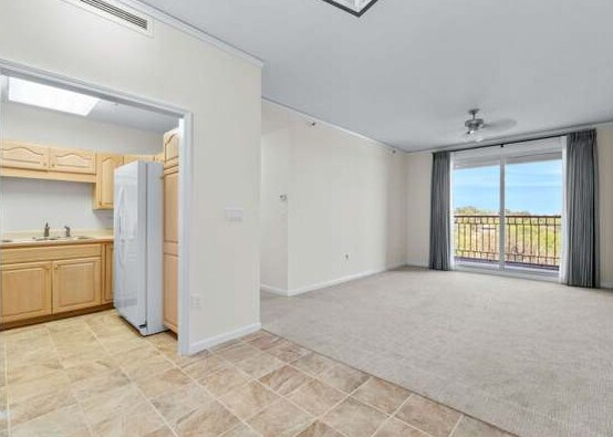 Building Photo - 4001 N New Braunfels Ave