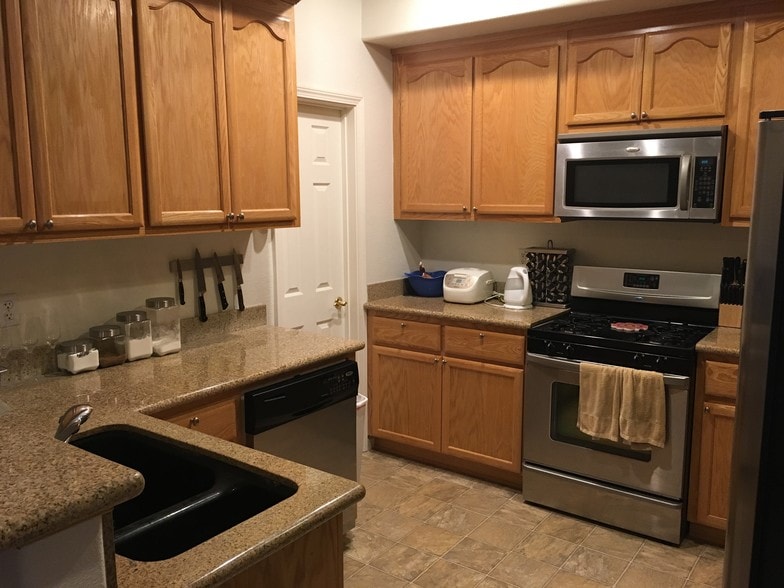 Kitchen with pantry! - 3265 Monaghan St