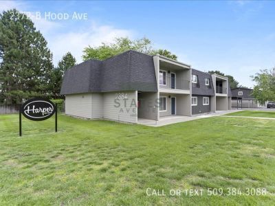 Primary Photo - 2372 Hood Ave