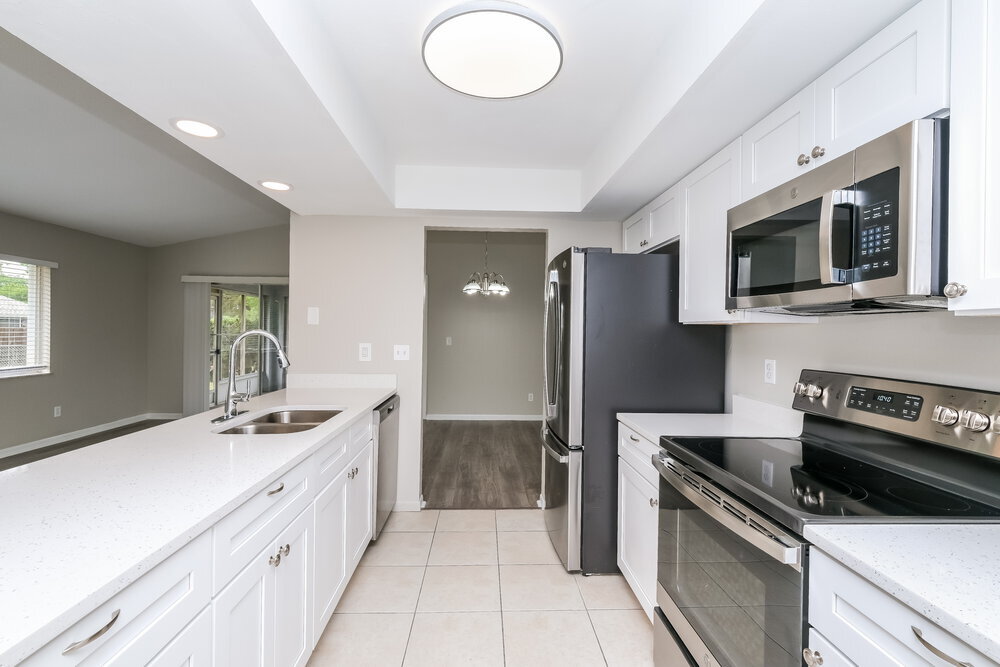 Building Photo - 10142 Bannister St