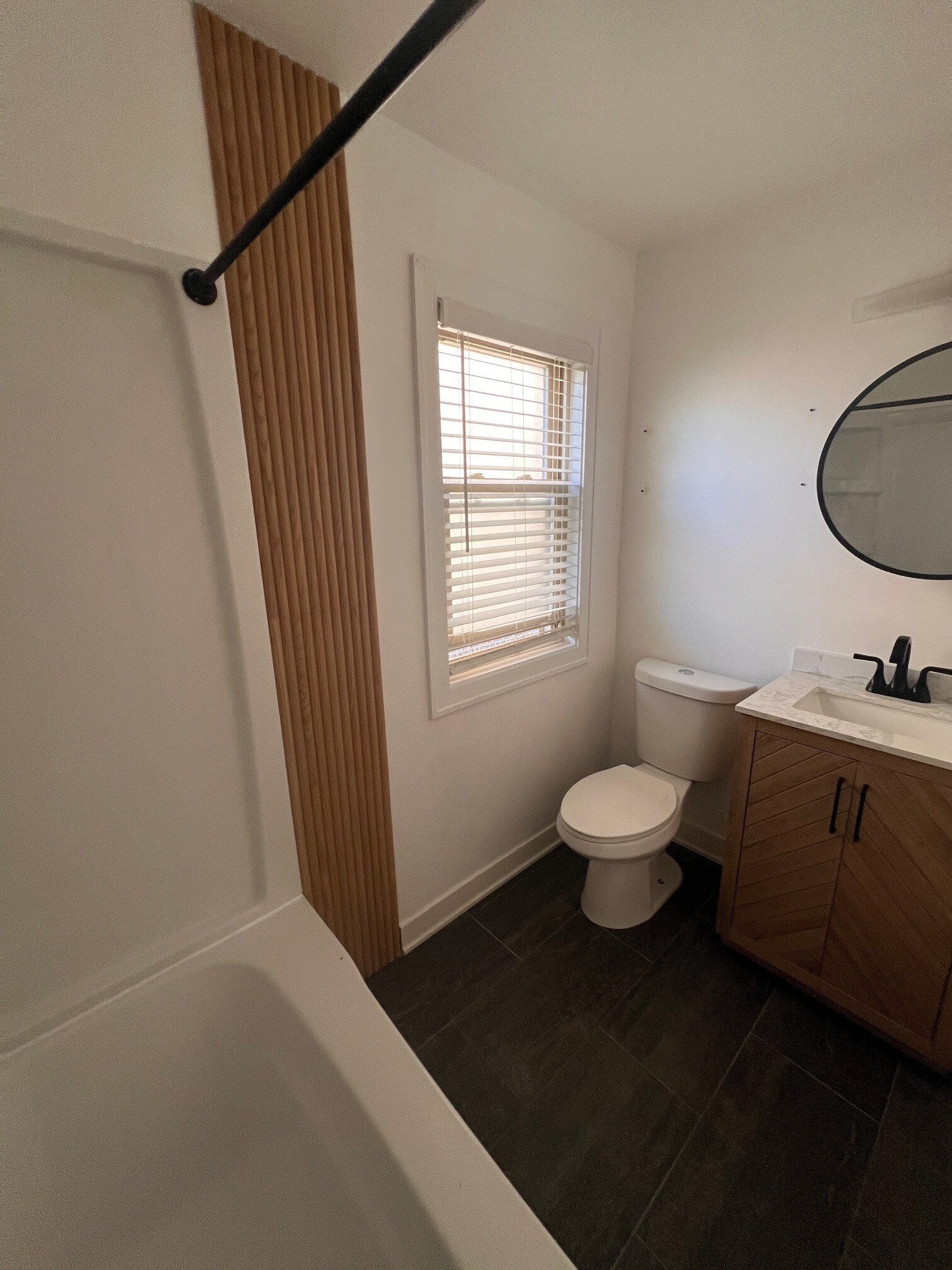 Bathroom - 9121 S Bishop St