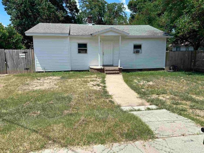 Building Photo - 2418 W Blount St