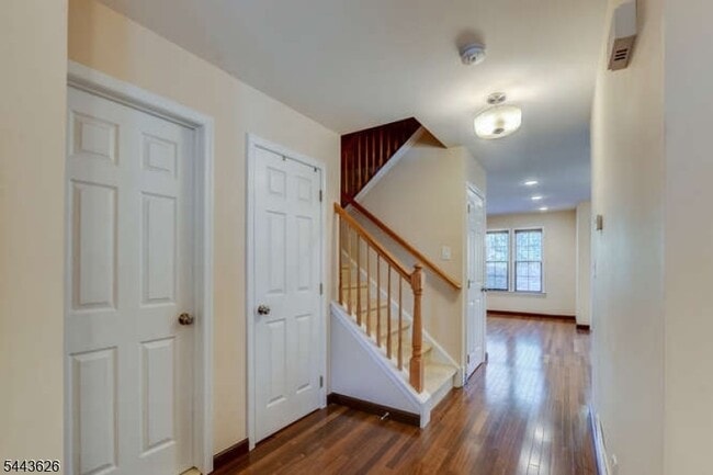 Building Photo - 403 Taggert Dr