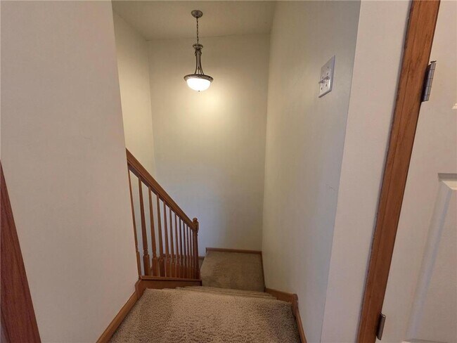 Building Photo - 15842 Frisian Ln