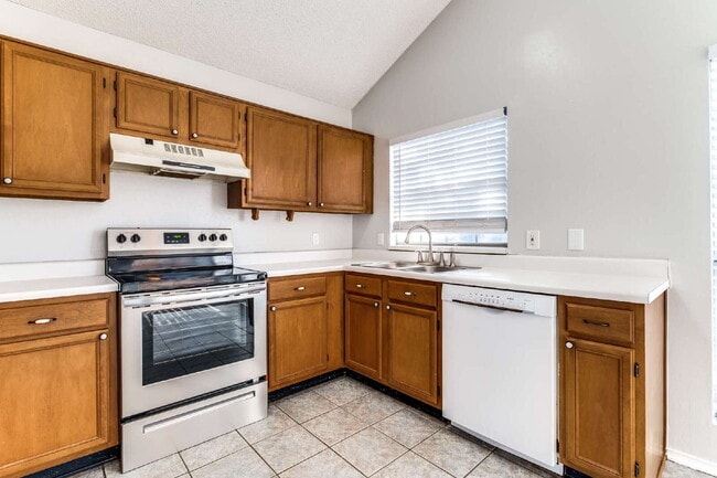 Building Photo - Cozy 3BR Located in Arlington!