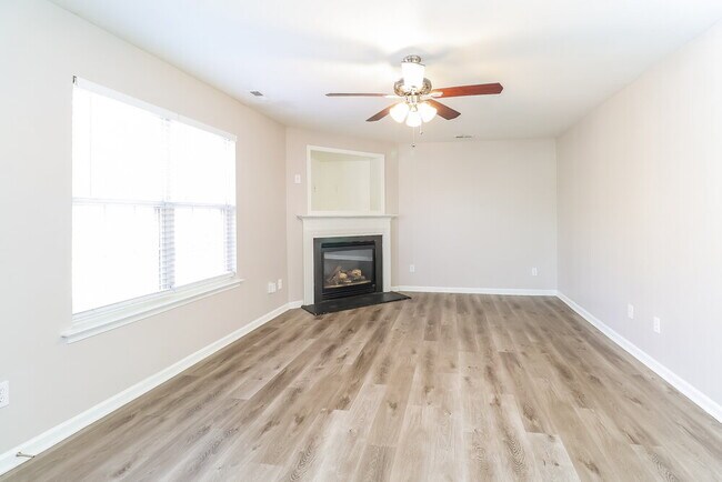 Building Photo - 9152 Eventine Ct