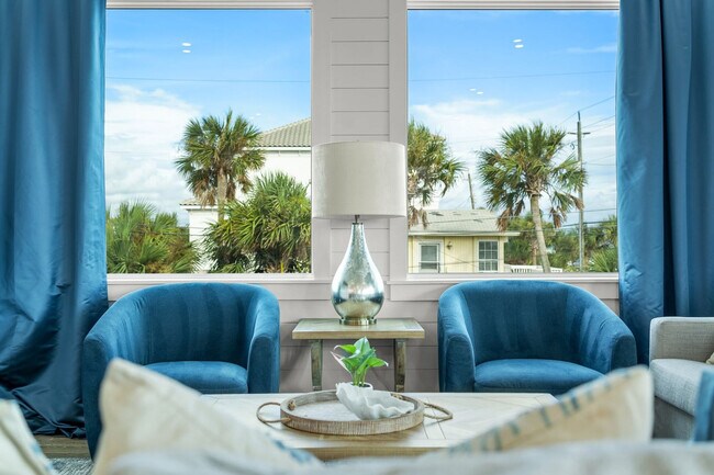 Building Photo - 14300 Front Beach Rd