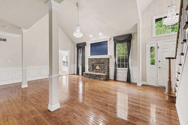 Building Photo - 24829 Reeds Pointe Dr