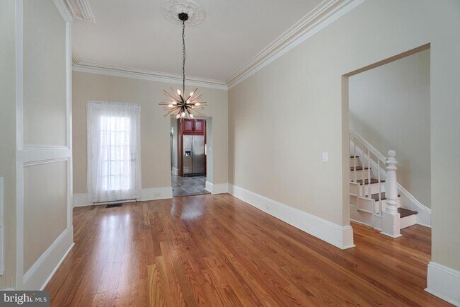 Building Photo - 236 Mercer St