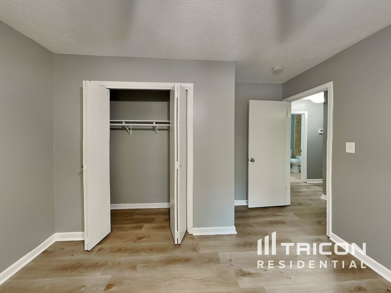 Building Photo - 155 Rock Garden Terrace N W