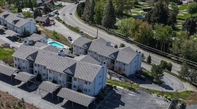Building Photo - 808 WA-150