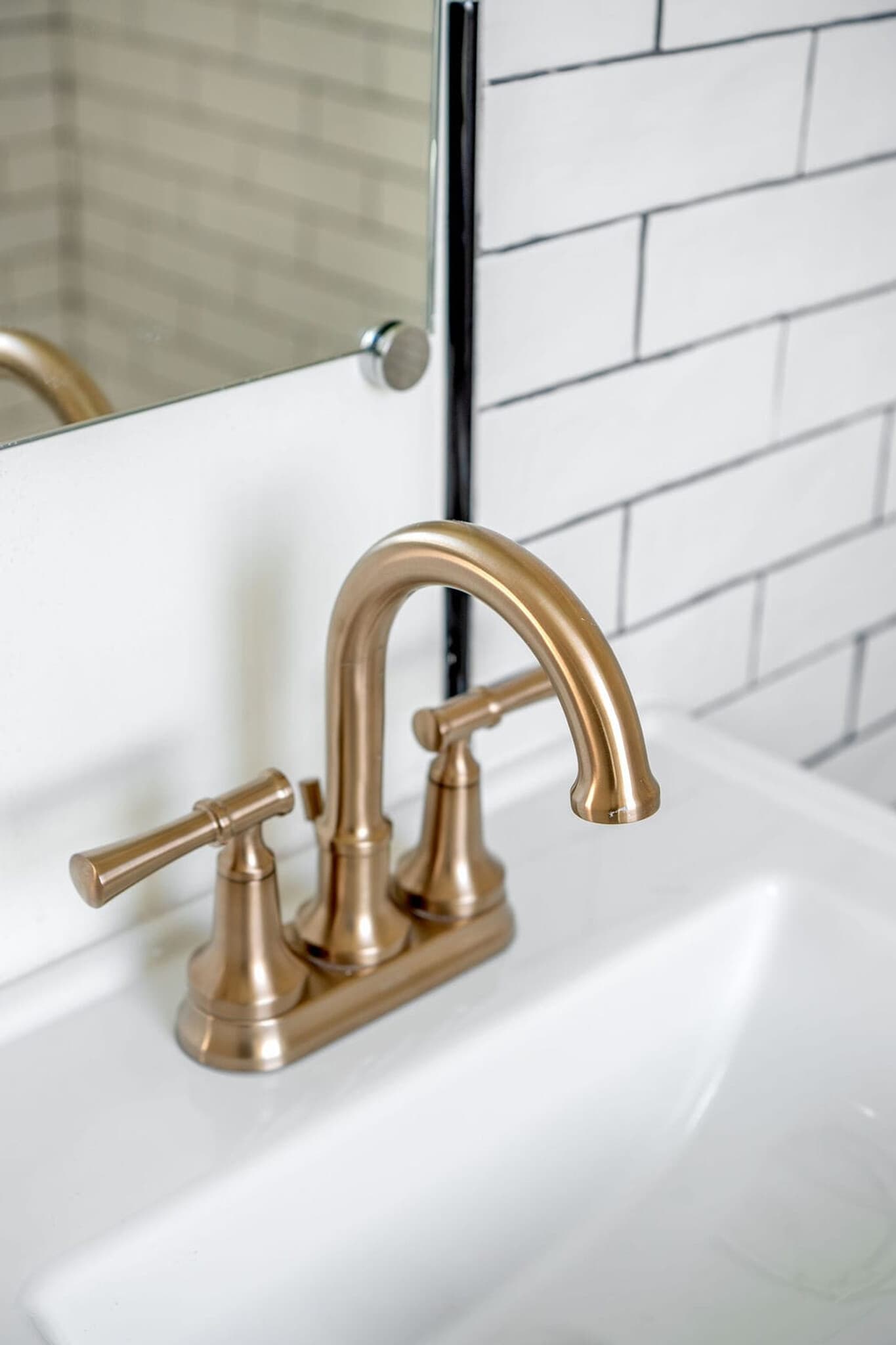 Building Photo - 202 S Henry St