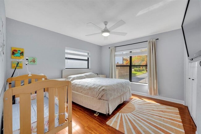 Building Photo - 1081 Lake Weldona Dr