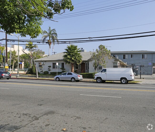 Building Photo - 756 S Wilton Pl