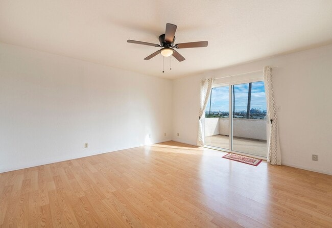Building Photo - San Pedro Unit with Spectacular Ocean/Mari...