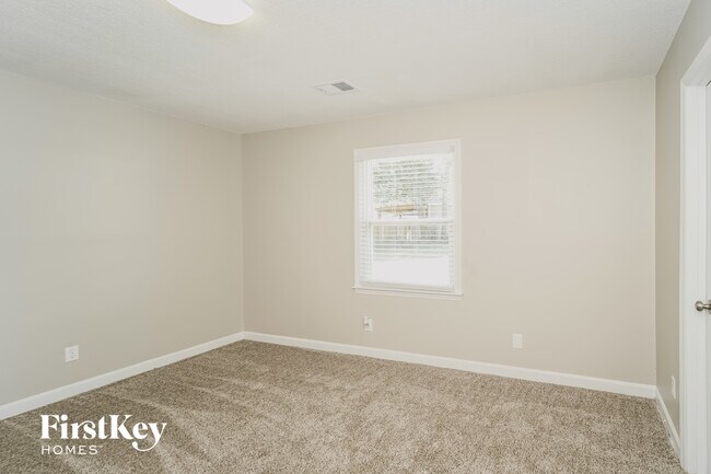 Building Photo - 8507 Beechbrooke Rd