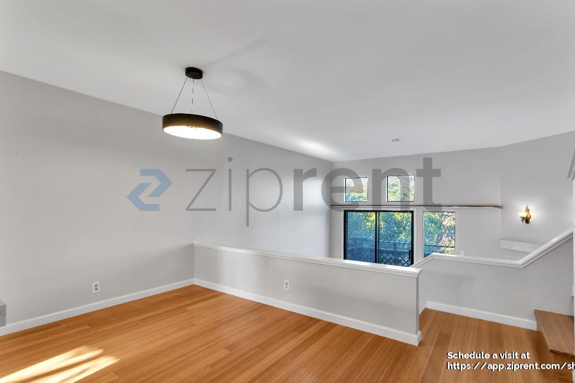 Building Photo - 123 Buckelew St