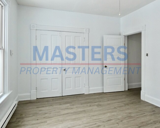 Building Photo - 425 Boston Pl