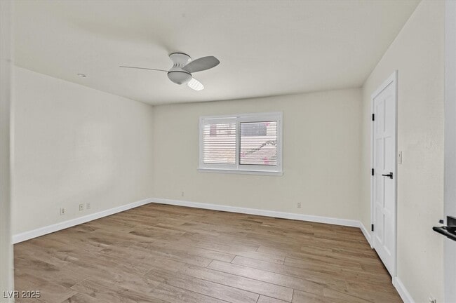 Building Photo - 3328 Plaza Del Paz