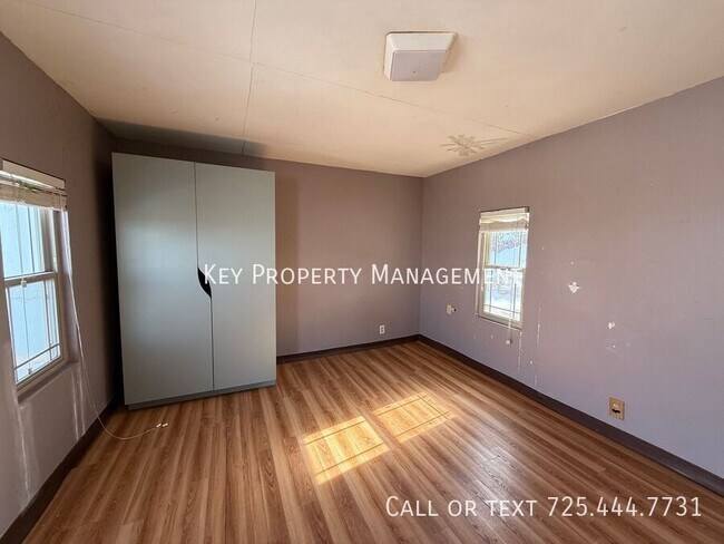 Building Photo - Pioche 2 Bedroom Home