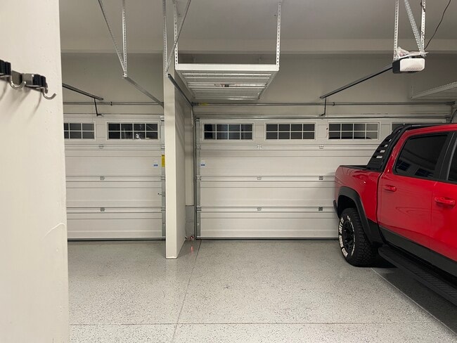 Building Photo - 22405 SW Frst Crk Wy