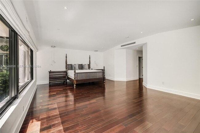 Building Photo - 4775 SW 85th St
