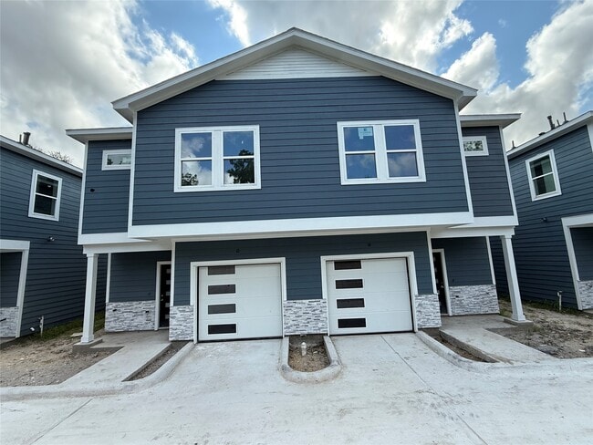 Building Photo - 3537 Alderfer St