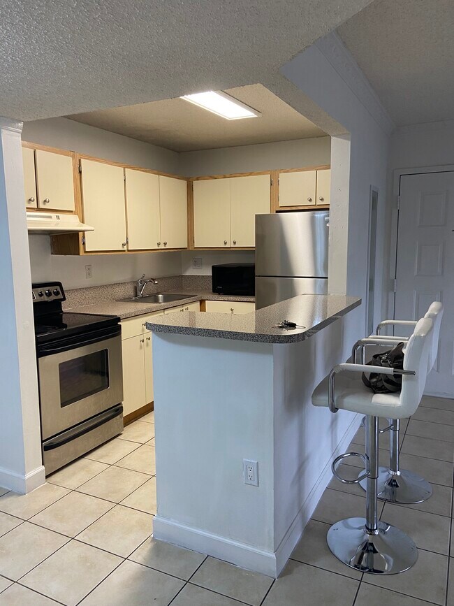 Kitchen - 7220 NW 179th St